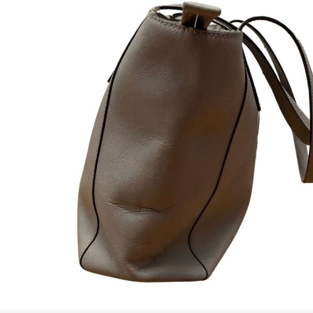 Michael Kors Rivington Tech Tote - Picture 3 of 14